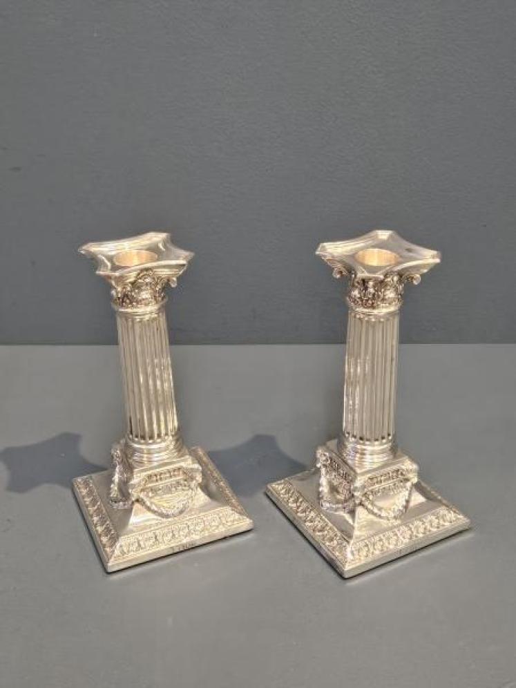 Pair of Edwardian Silver Reeded Column Candlesticks - Image 1