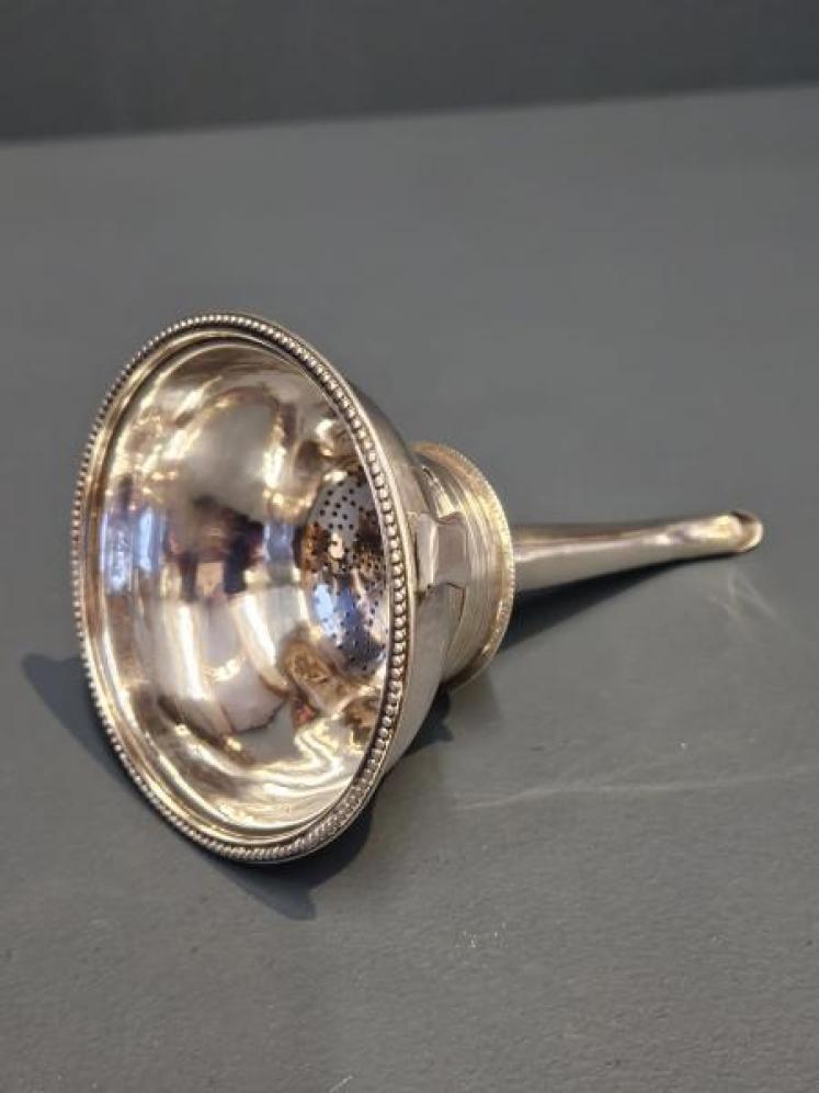 Fine Regency Silver Wine Funnel - Image 1