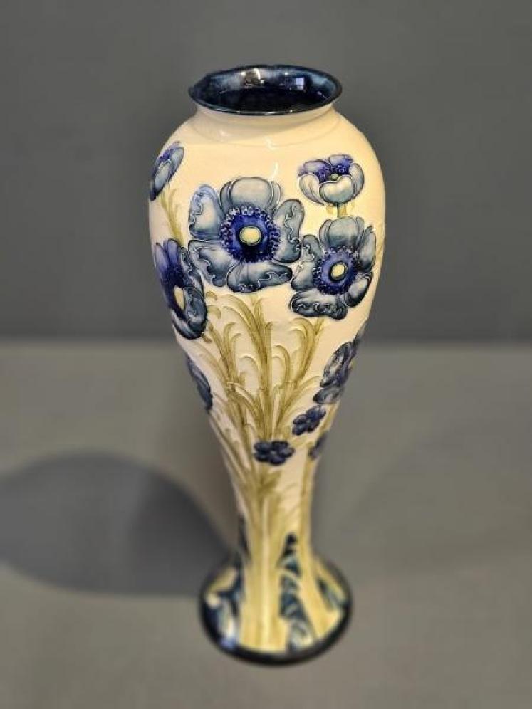 Macintyre Moorcroft Poppies Vase - Image 2