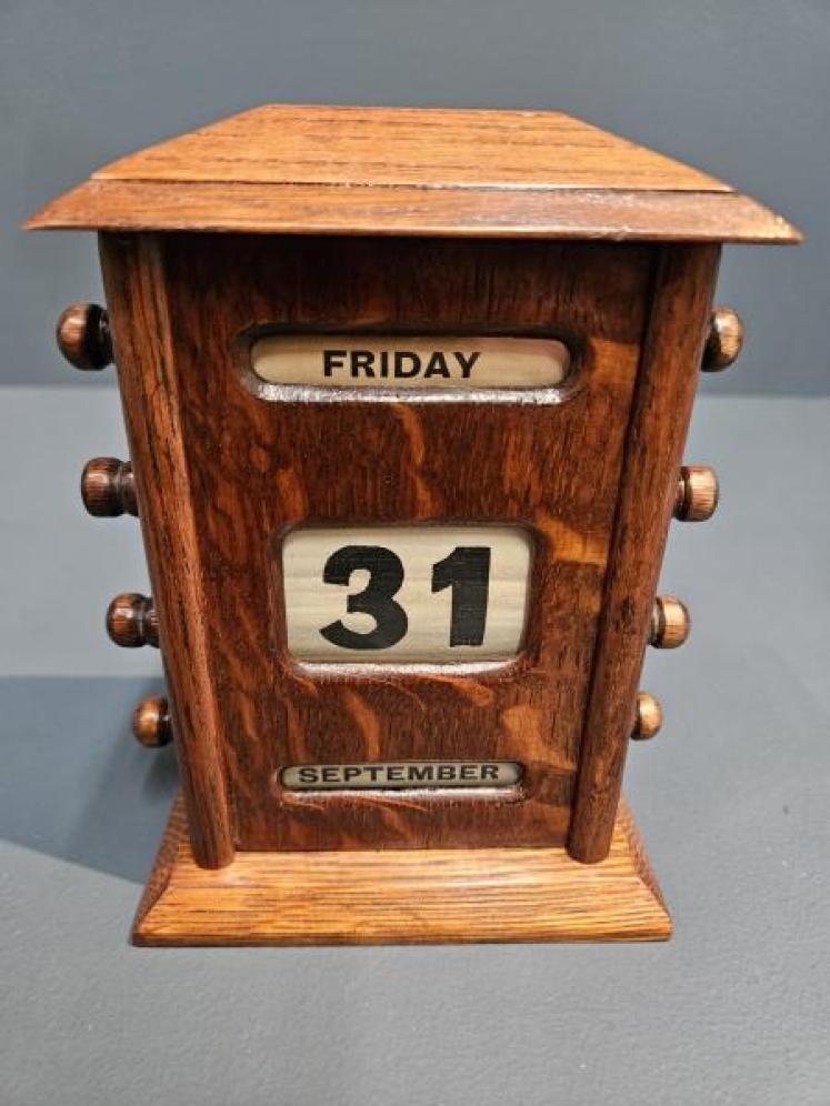 Edwardian Oak Perpetual Desk Calendar - Image 6