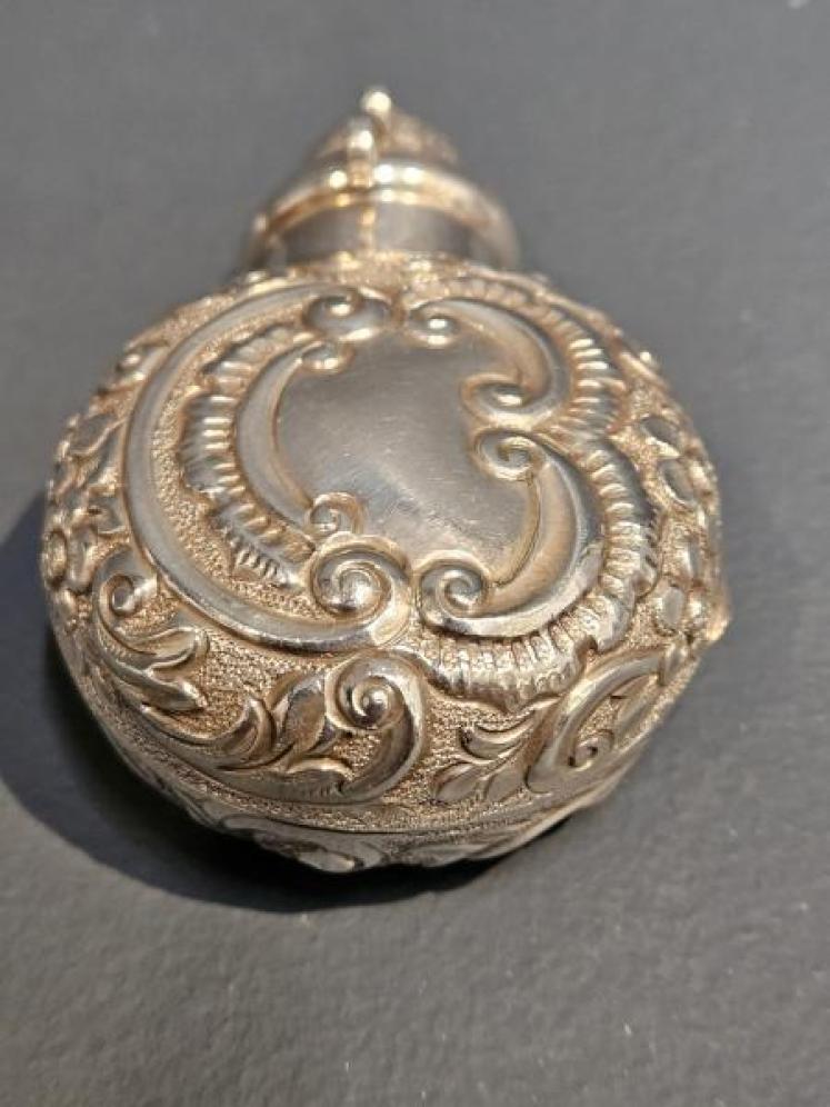 Victorian Chester Scent Bottle Case - Image 7