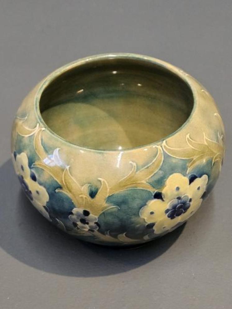Superb Moorcroft Late Florian Vase - Image 4