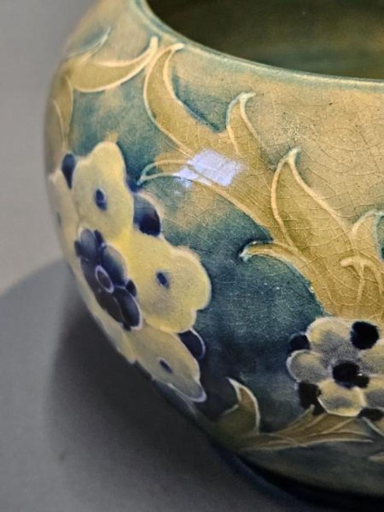 Superb Moorcroft Late Florian Vase - Image 5