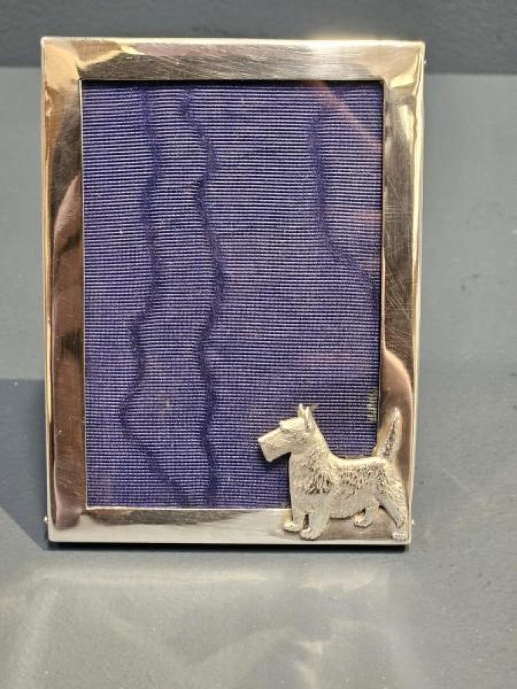George V Silver Scottie Dog Motif Photo Frame - Image 1