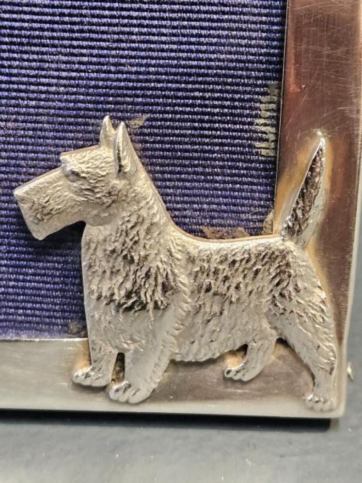 George V Silver Scottie Dog Motif Photo Frame - Image 2