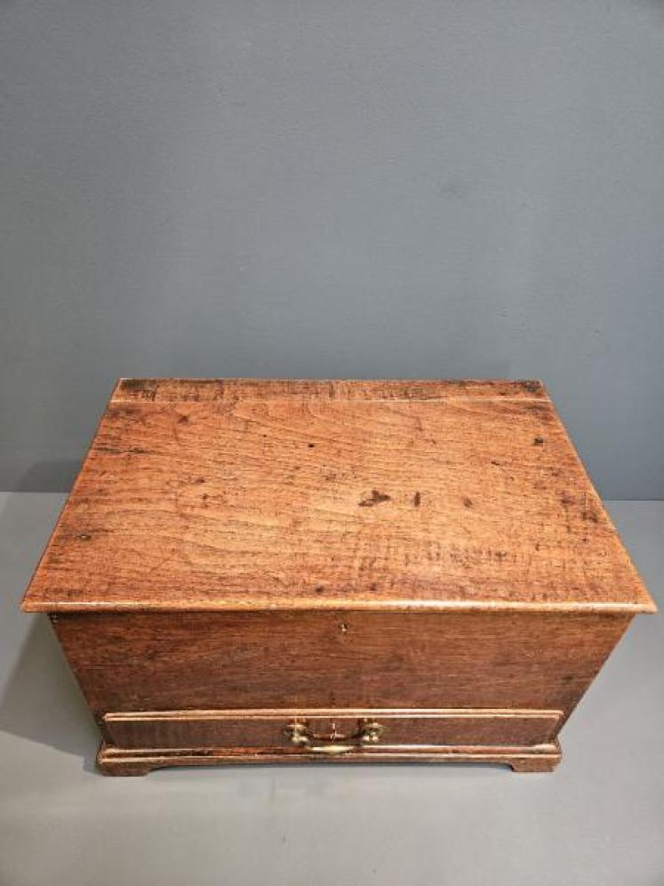 George II Single Drawer Coffer Bach - Image 3