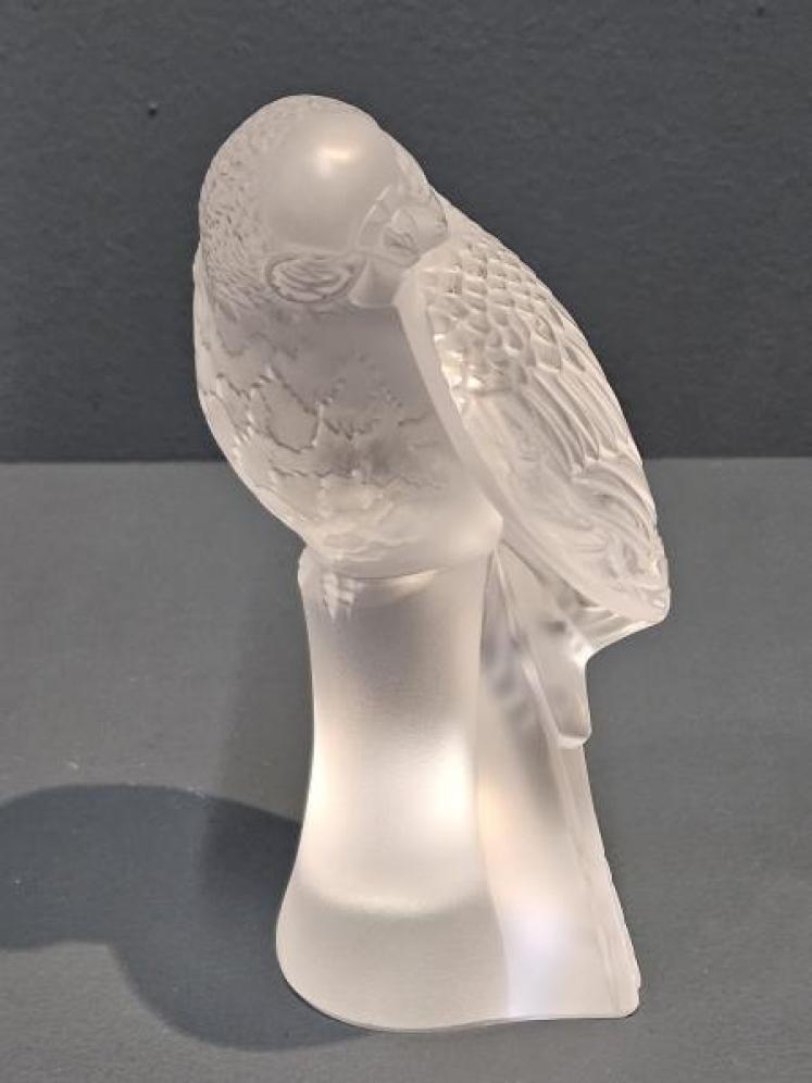 Lalique Opalescent Parakeet - Image 2
