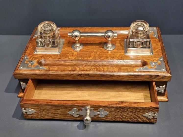 Victorian Oak and Silver Plated Pen & Ink Stand - Image 2