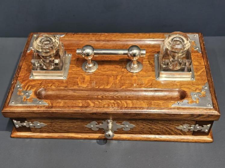 Victorian Oak and Silver Plated Pen & Ink Stand - Image 6