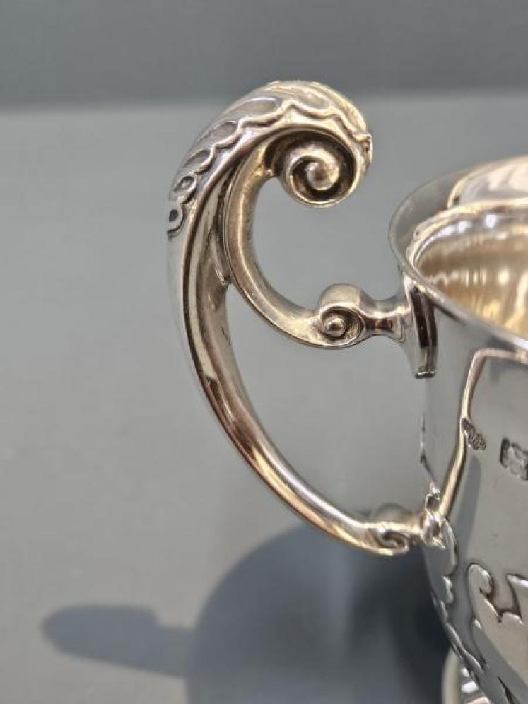 Edwardian Card Cut 6.5 Troy Oz Silver Mug - Image 3