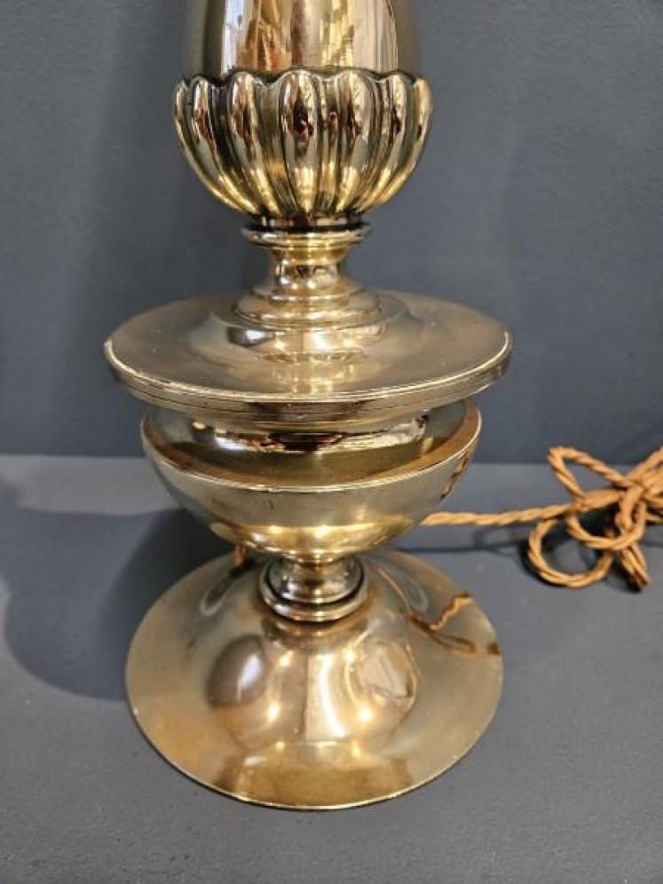 Large Edwardian Brass Table Lamp - Image 3