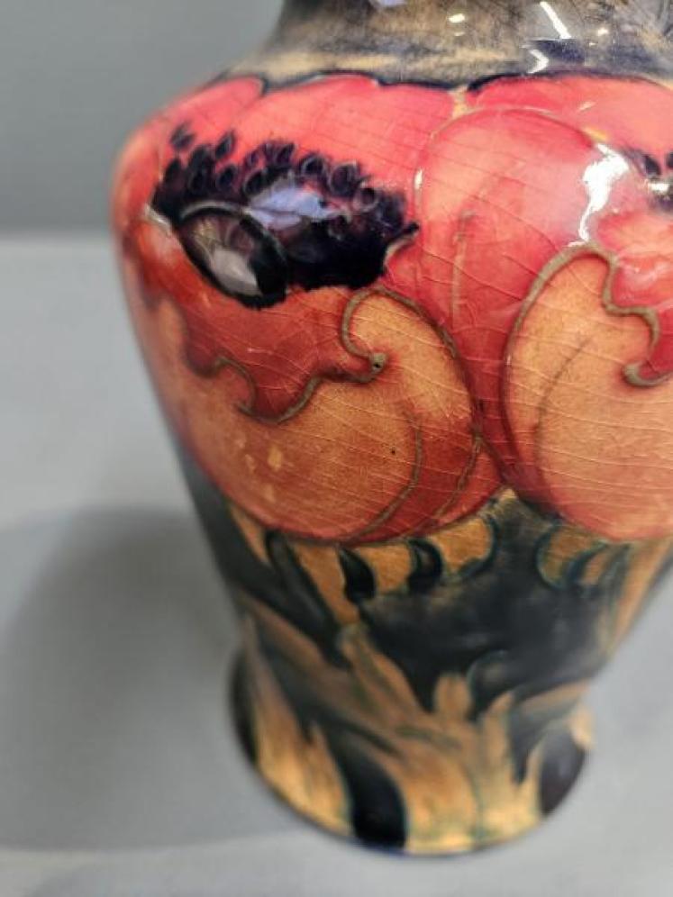 Early Moorcroft Big Poppy Vase - Image 4