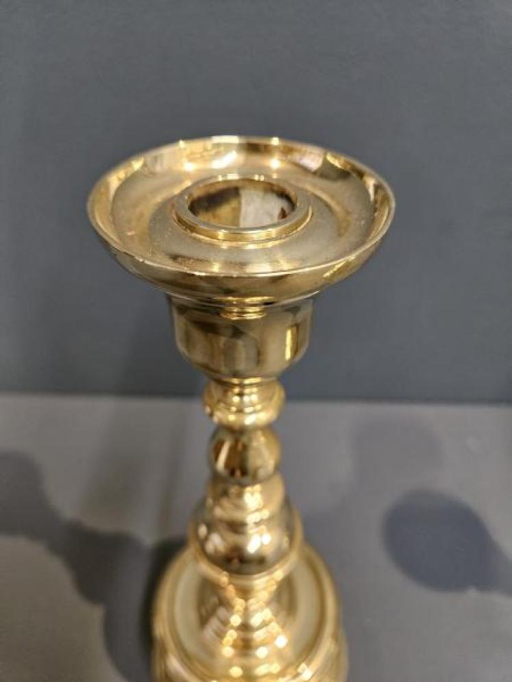 Victorian circular base Brass Candlesticks - Image 4