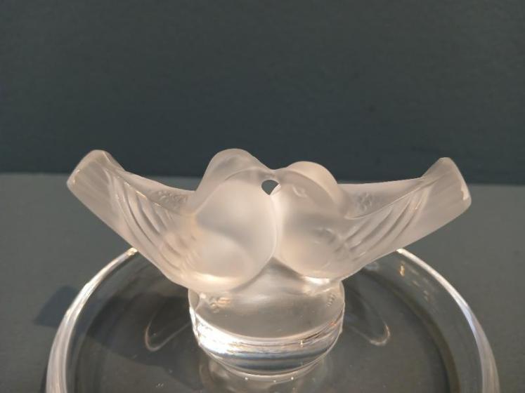 Lalique Kissing Doves Ring Tray - Image 2