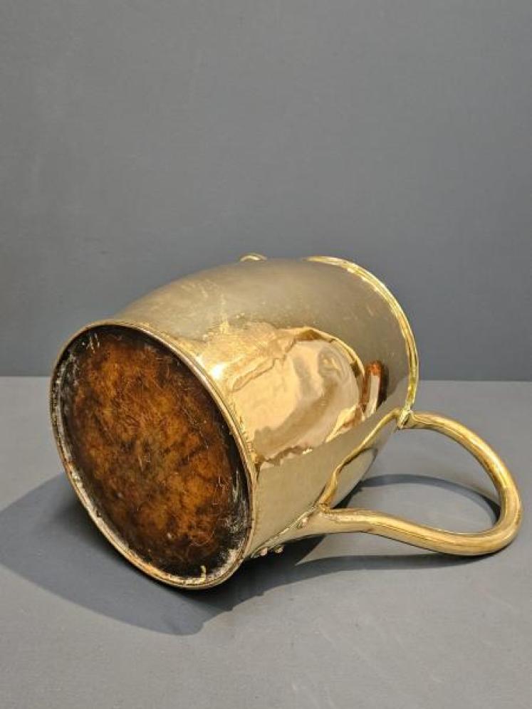Large George III Country House Brass Jug - Image 2