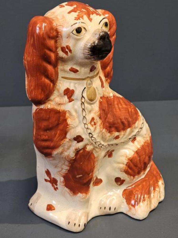 Pair of Mid Victorian Staffordshire Spaniels - Image 7