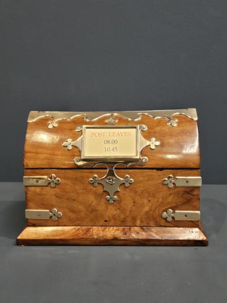 Superb Victorian Walnut Letter Box - Image 3