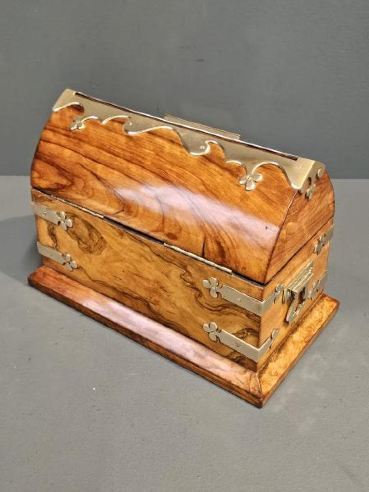 Superb Victorian Walnut Letter Box - Image 6
