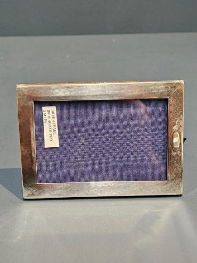 Small George V Engine Turned Silver Frame - Image 4