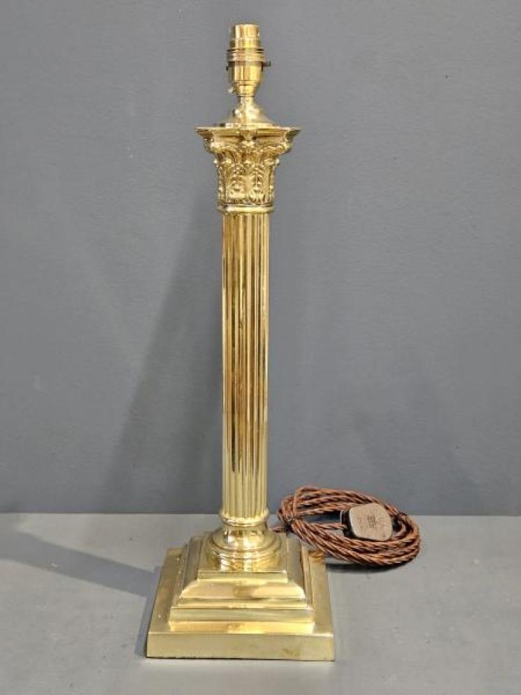 Edwardian Corinthian Column Brass Table Lamp - Image 1