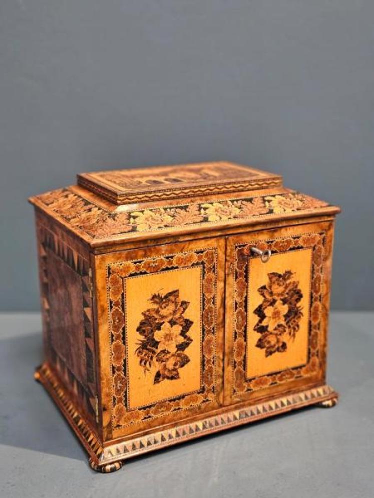 Outstanding Victorian Tunbridge Ware Box - Image 1