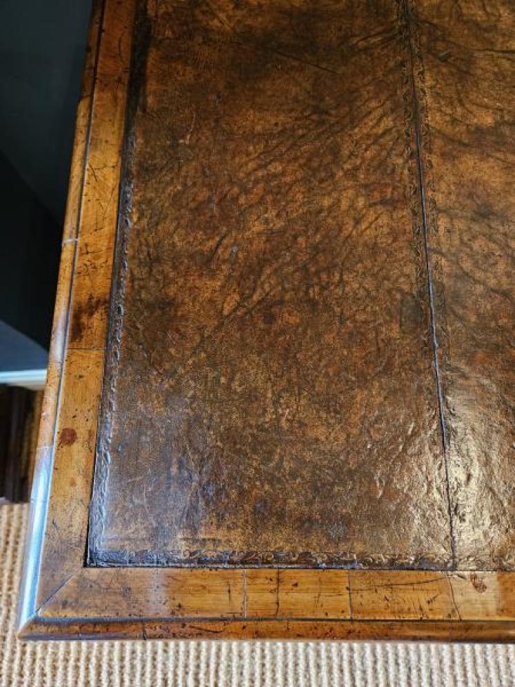 Victorian Walnut Pedestal Desk  - Image 4
