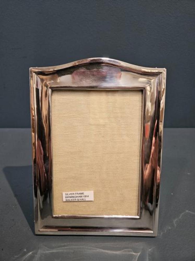 George V Arched Top Silver Frame - Image 2