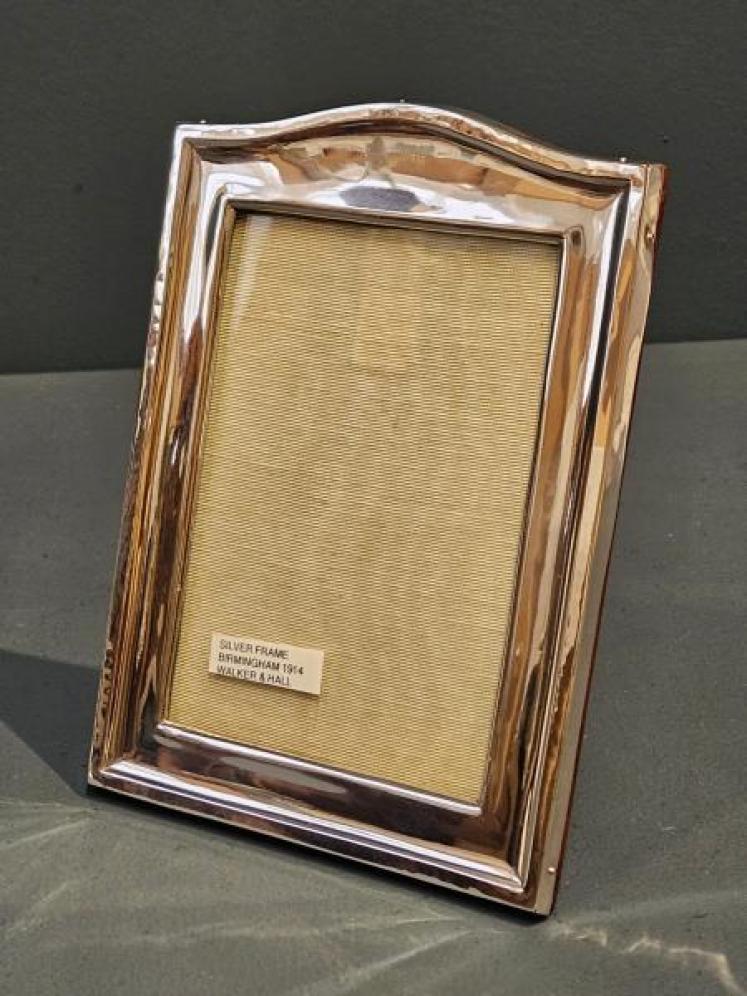 George V Arched Top Silver Frame - Image 5