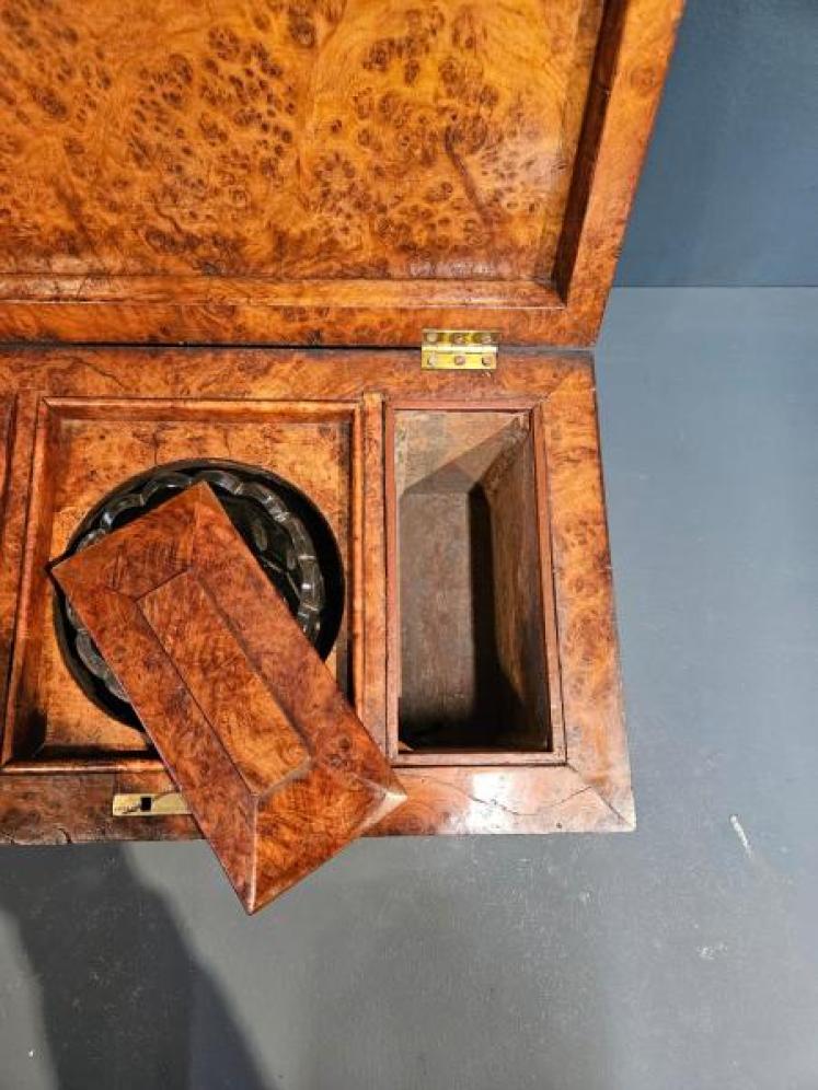 Superb Regency Pollard Oak Tea Caddy - Image 2