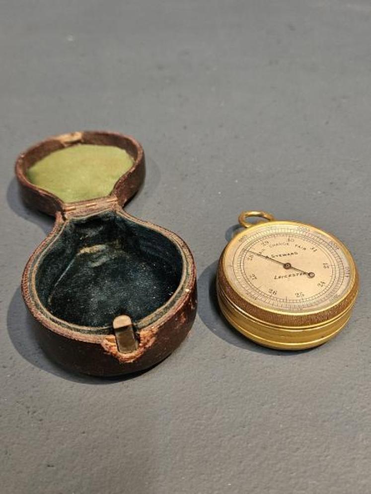 Victorian Pocket Barometer by Steward of Leicester - Image 1