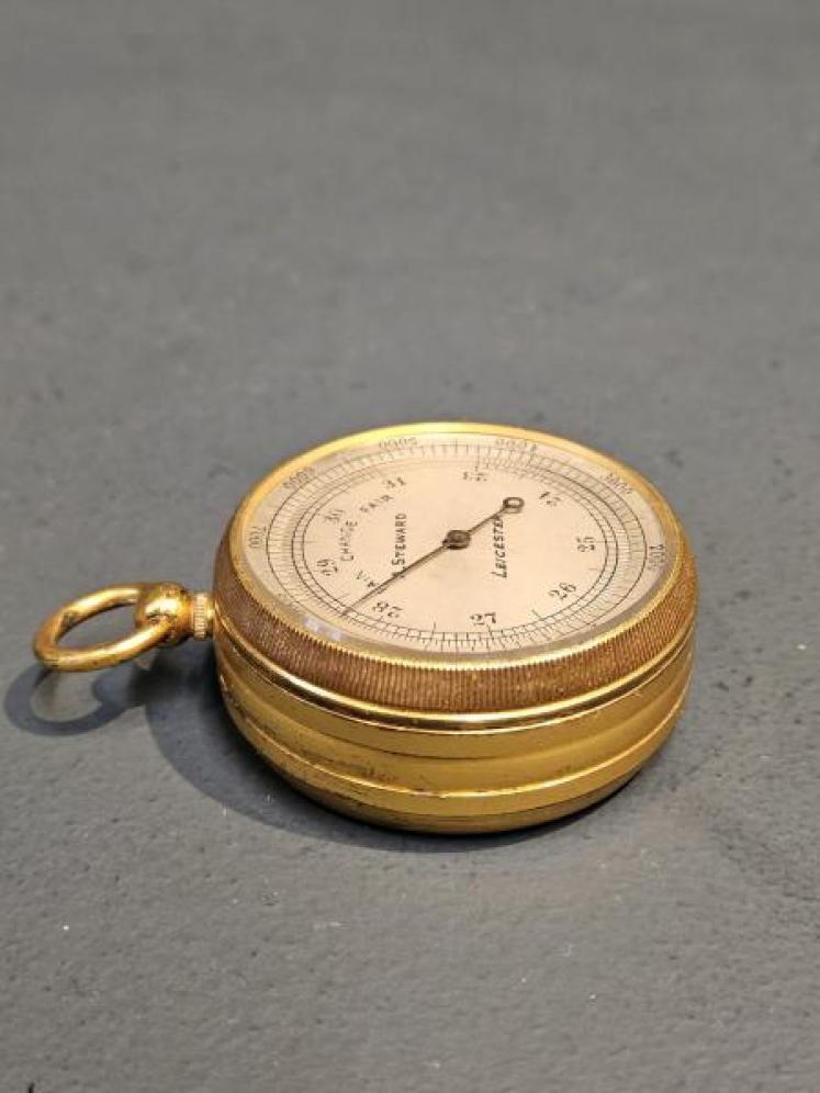 Victorian Pocket Barometer by Steward of Leicester - Image 2