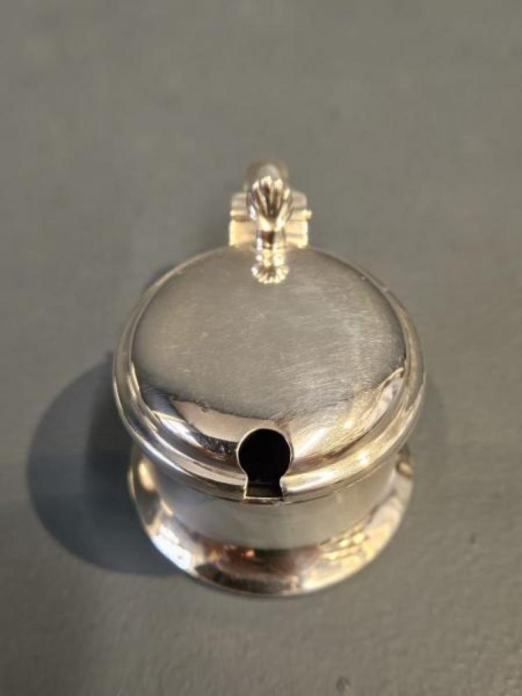 George V Silver Mustard Pot and Liner - Image 7