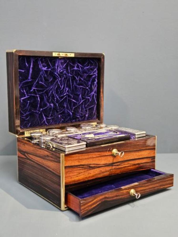 Victorian Travelling Box with Silver Contents  - Image 7