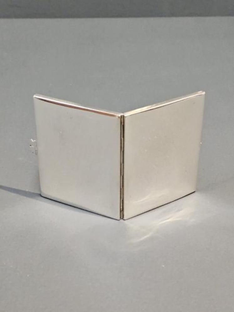 Unusual Victorian Silver Wallet Photo Frame - Image 3