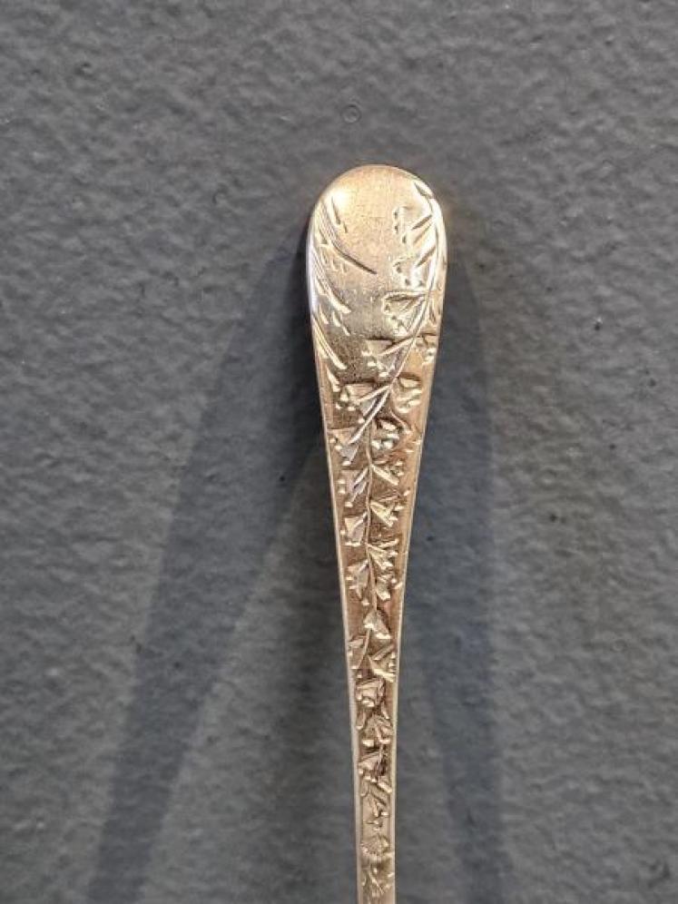 George V Silver Sugar Casting Spoon - Image 3