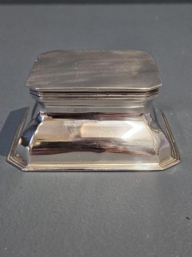 Fine Quality Victorian Silver Capstan Inkwell  - Image 2