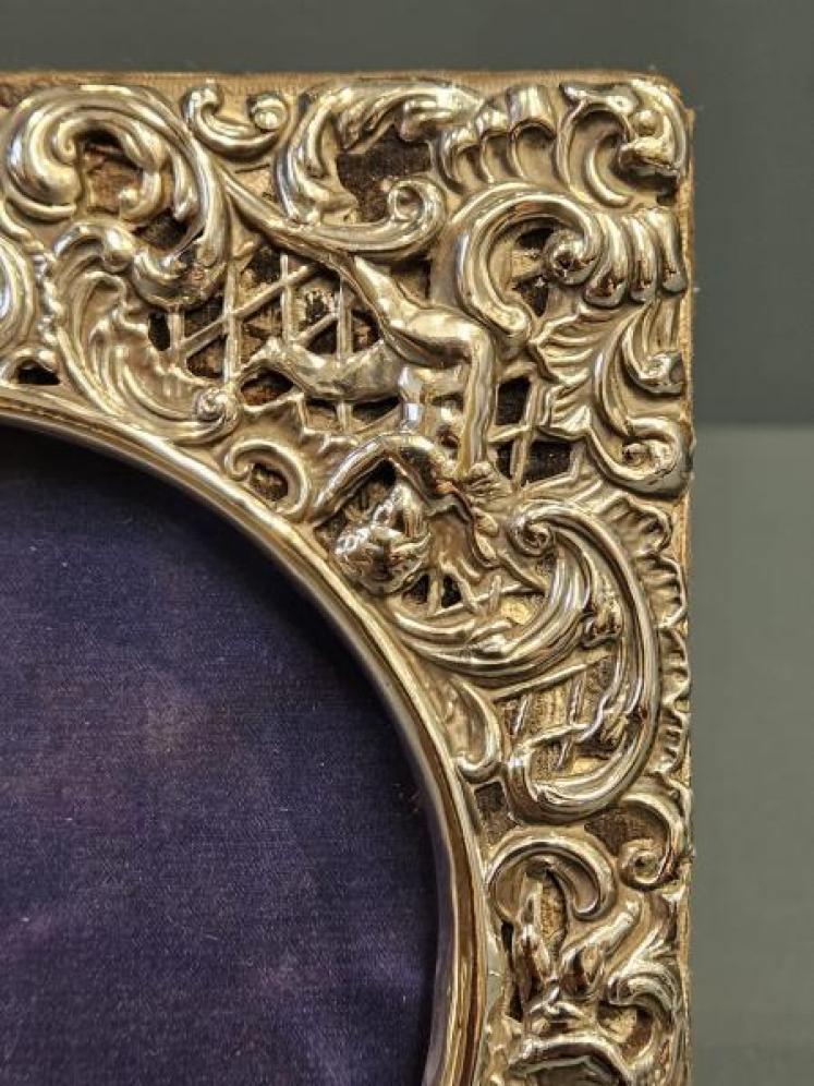 Victorian Chester Silver Photo Frame by William Comyns - Image 5