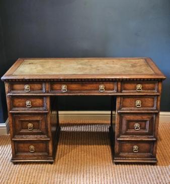  Oak Pedestal Desk