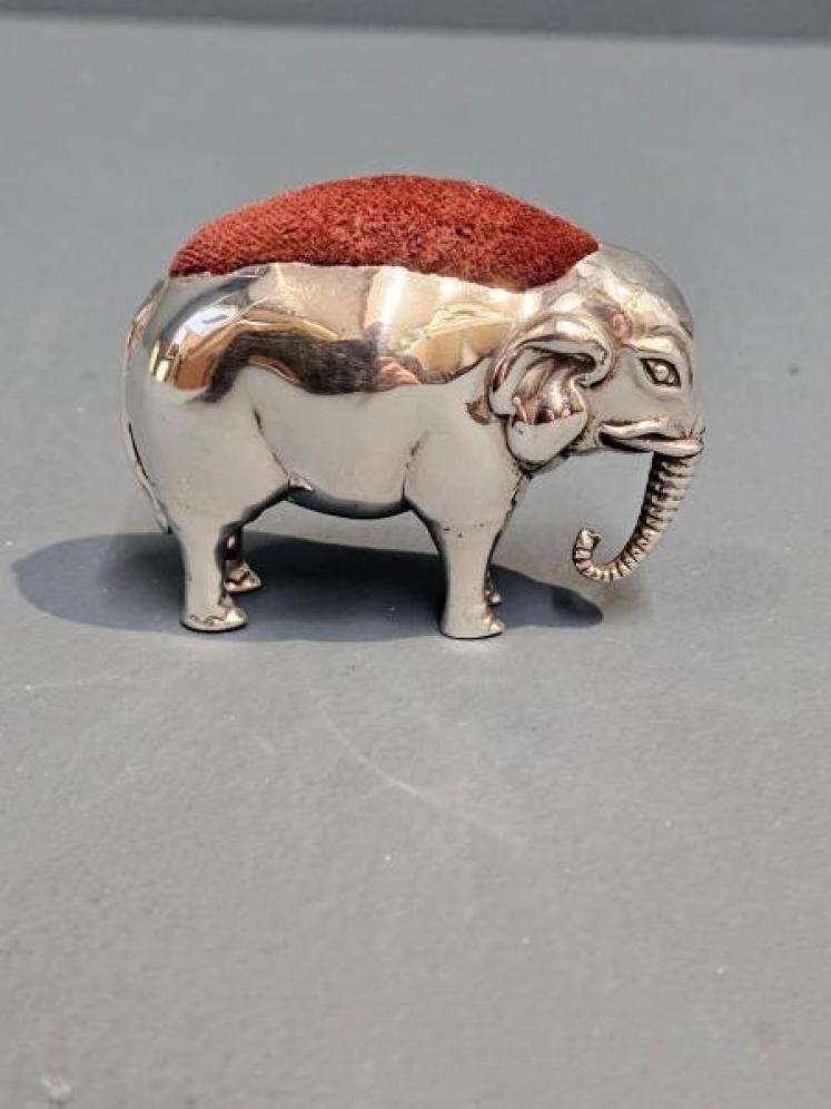 Large Edwardian Silver Elephant Pin Cushion - Image 1