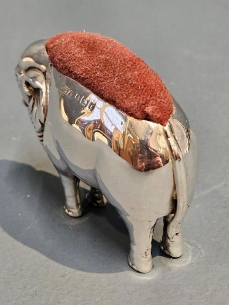 Large Edwardian Silver Elephant Pin Cushion - Image 5
