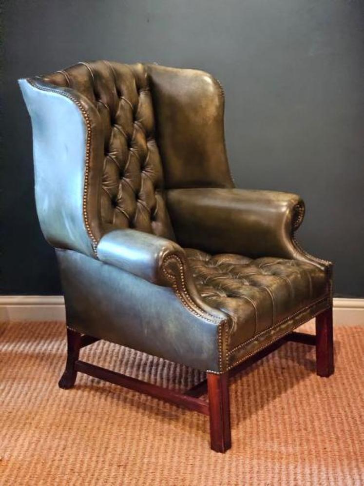 Green Leather Chesterfield Wing Back Arm Chair - Image 3