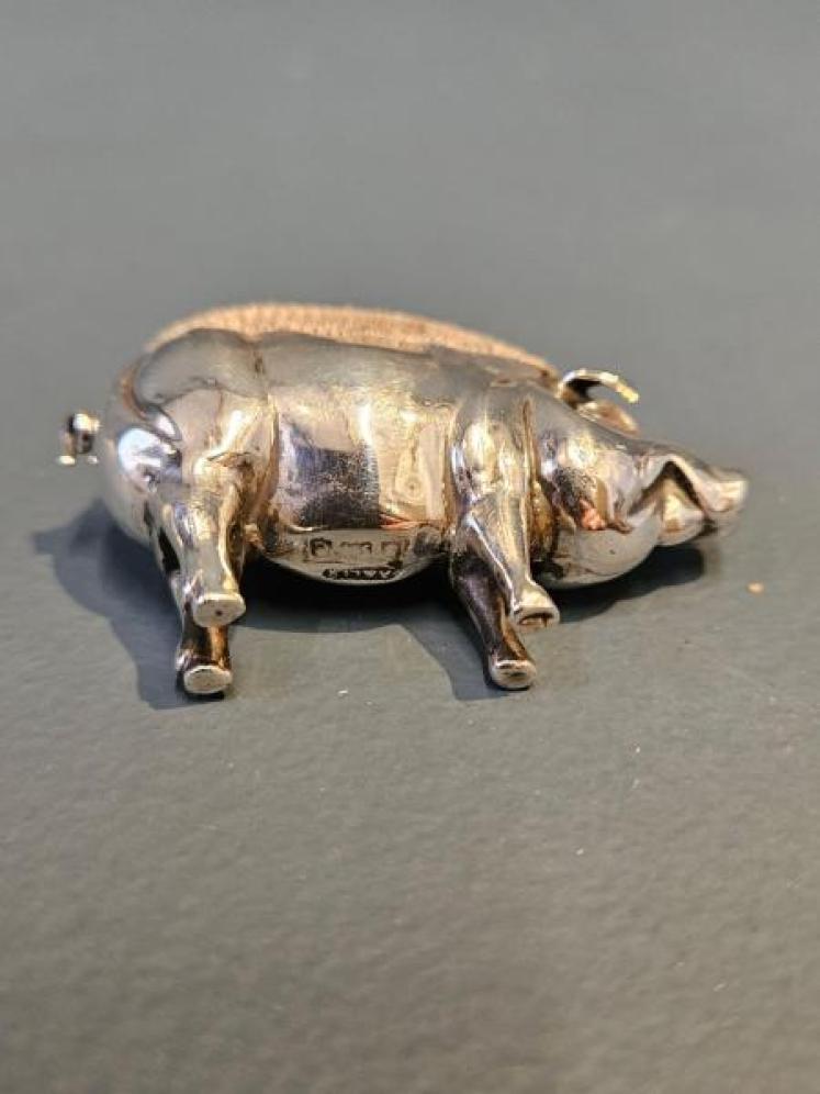 Edwardian Silver Pig Pin Cushion by Adie & Lovekin - Image 4