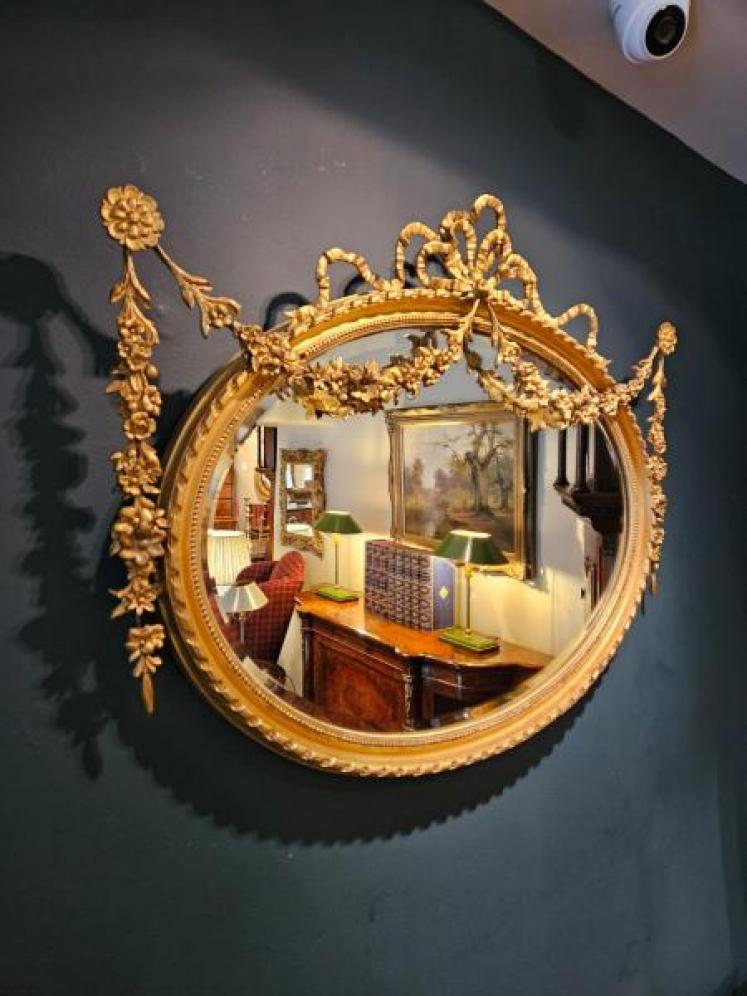 Superb Victorian Oval Timber Gilt Mirror - Image 3