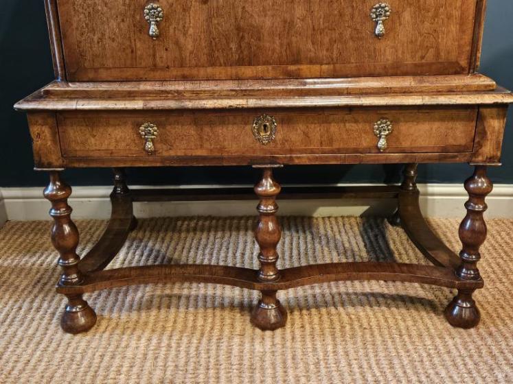 Outstanding Small William and Mary Walnut Chest on Stand - Image 7