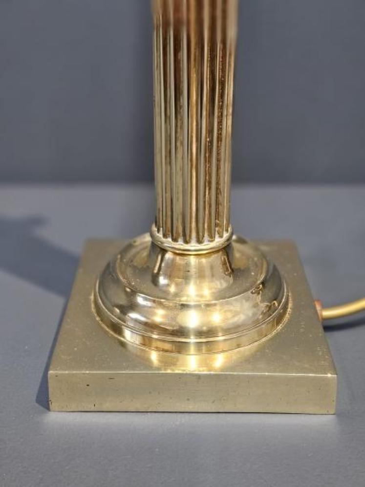 Edwardian Brass Corinthian Column Table Lamp - Image 5
