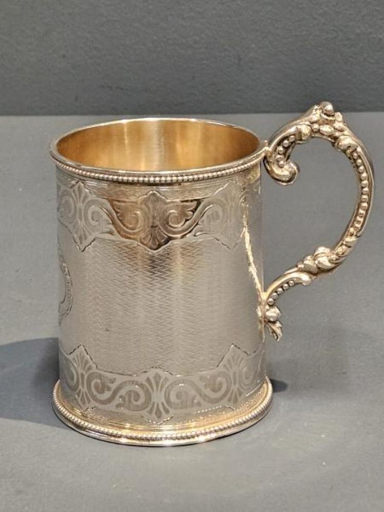 Victorian Engine Turned Silver Mug - Image 1