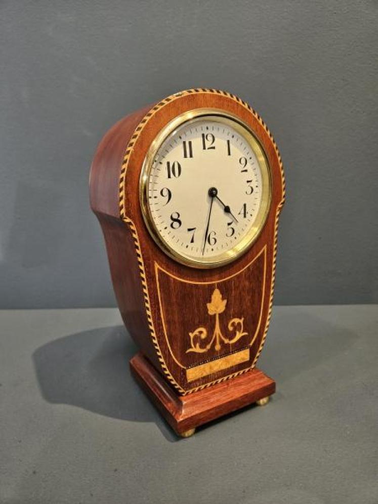 Unusual Edwardian Keyhole Design Inlaid Mantel Clock - Image 3