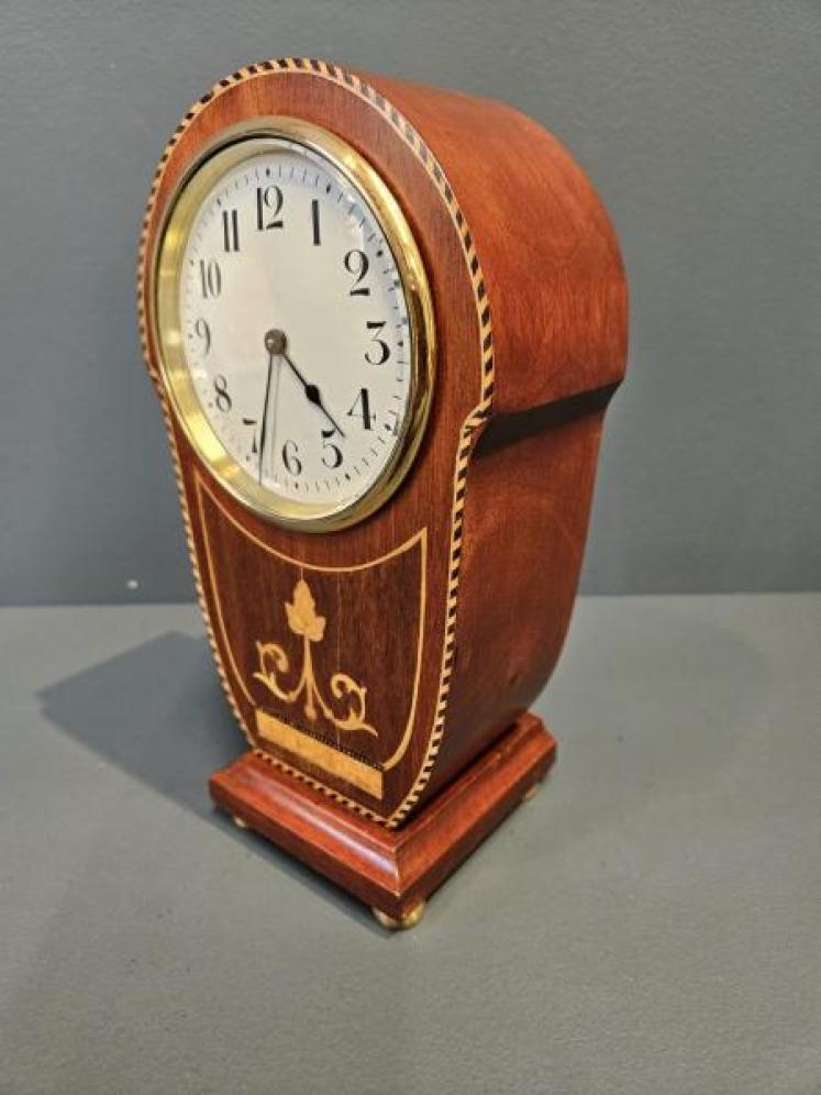 Unusual Edwardian Keyhole Design Inlaid Mantel Clock - Image 4