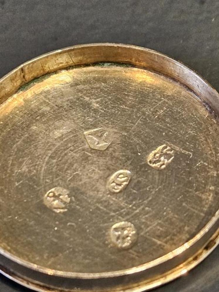 George III Silver Patch Box - Image 4