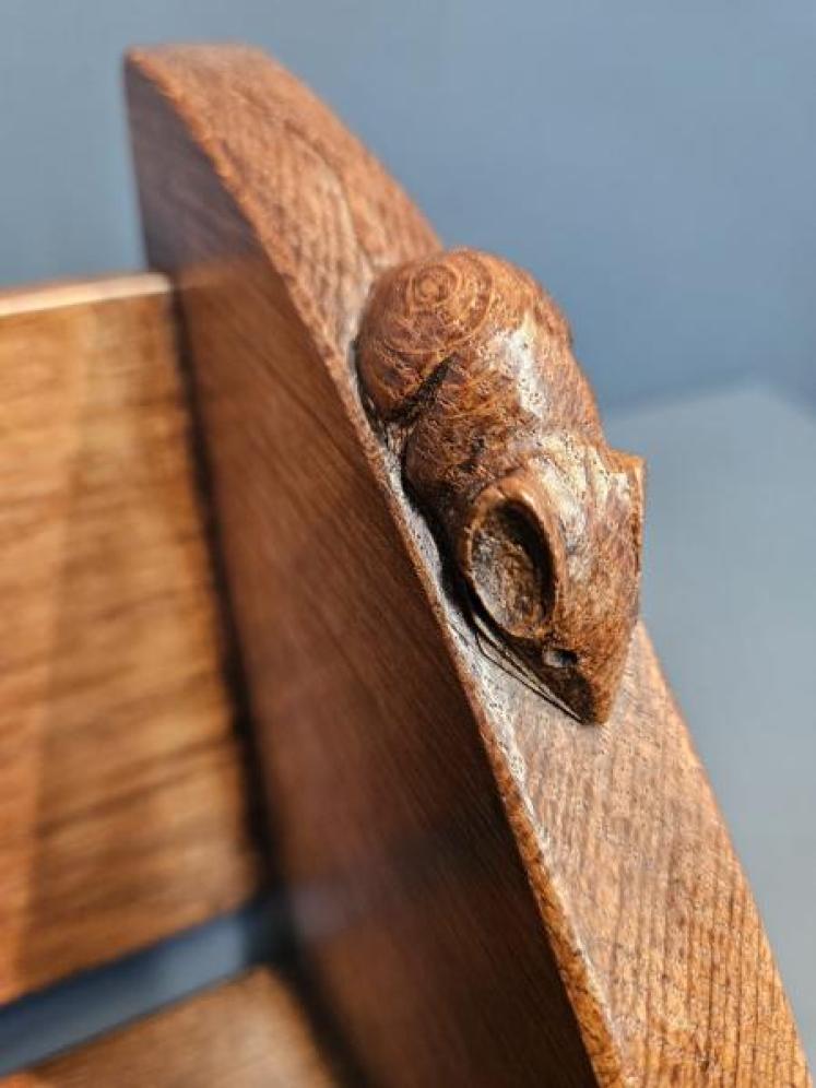 Thompsons of Kilburn Mouseman Book Trough  - Image 4